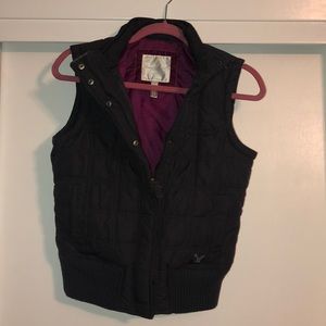 American Eagle vest